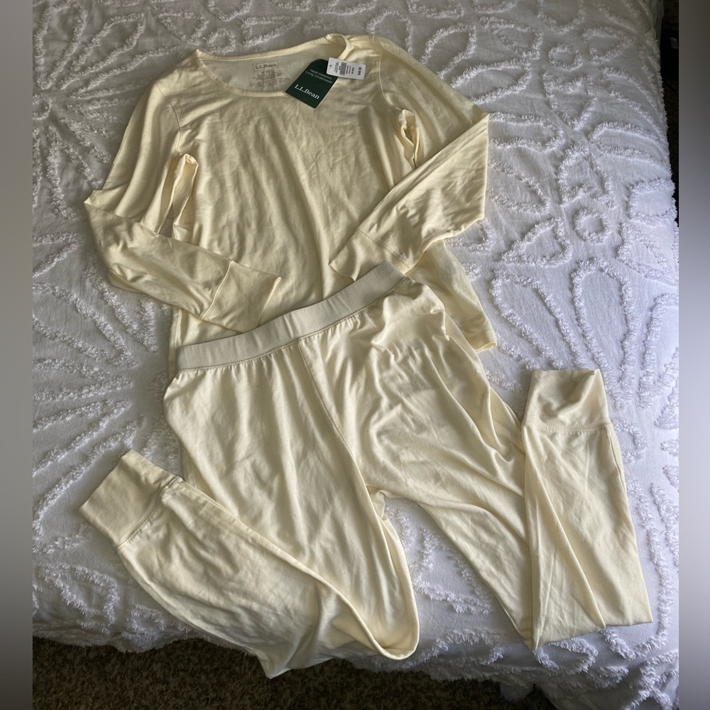 LL Bean women’s Heat Keepers Long Underwear